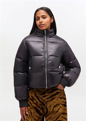 Shiny Nylon short puffer jakke Black W0957 Ganni 